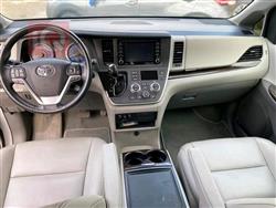 تويوتا سيينا